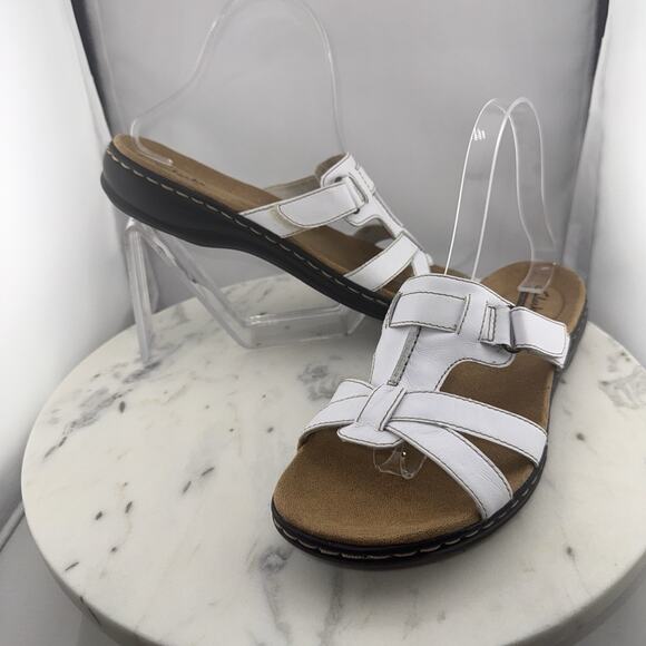 Clarks Sandals Womens 8.5 Leisa Bora Slip On White Leather Casual Wedge 26100142 - Picture 1 of 10